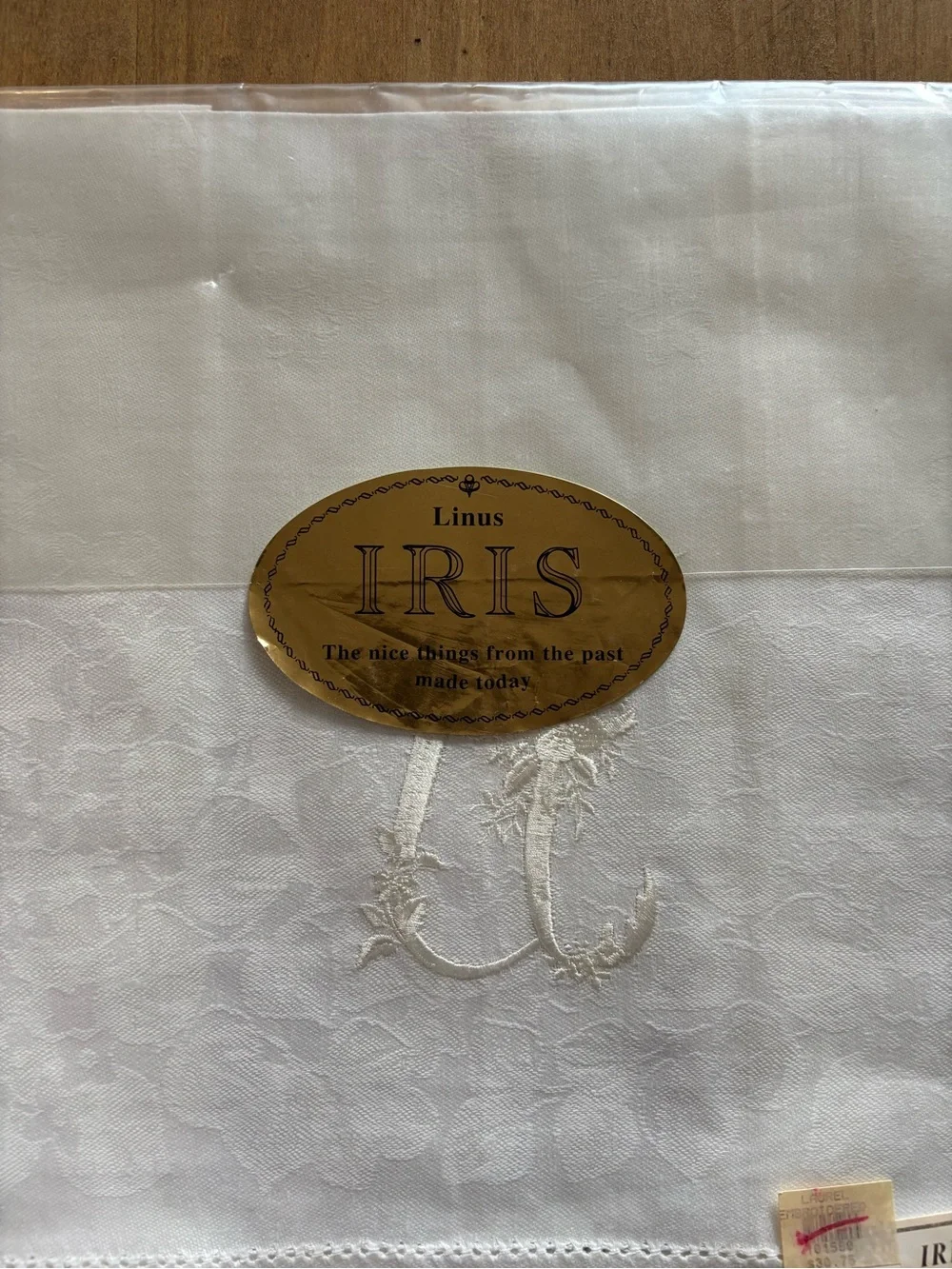 Vintage Linus IRIS Monogrammed Linens Set of 3 Floral Embroidery Heritage